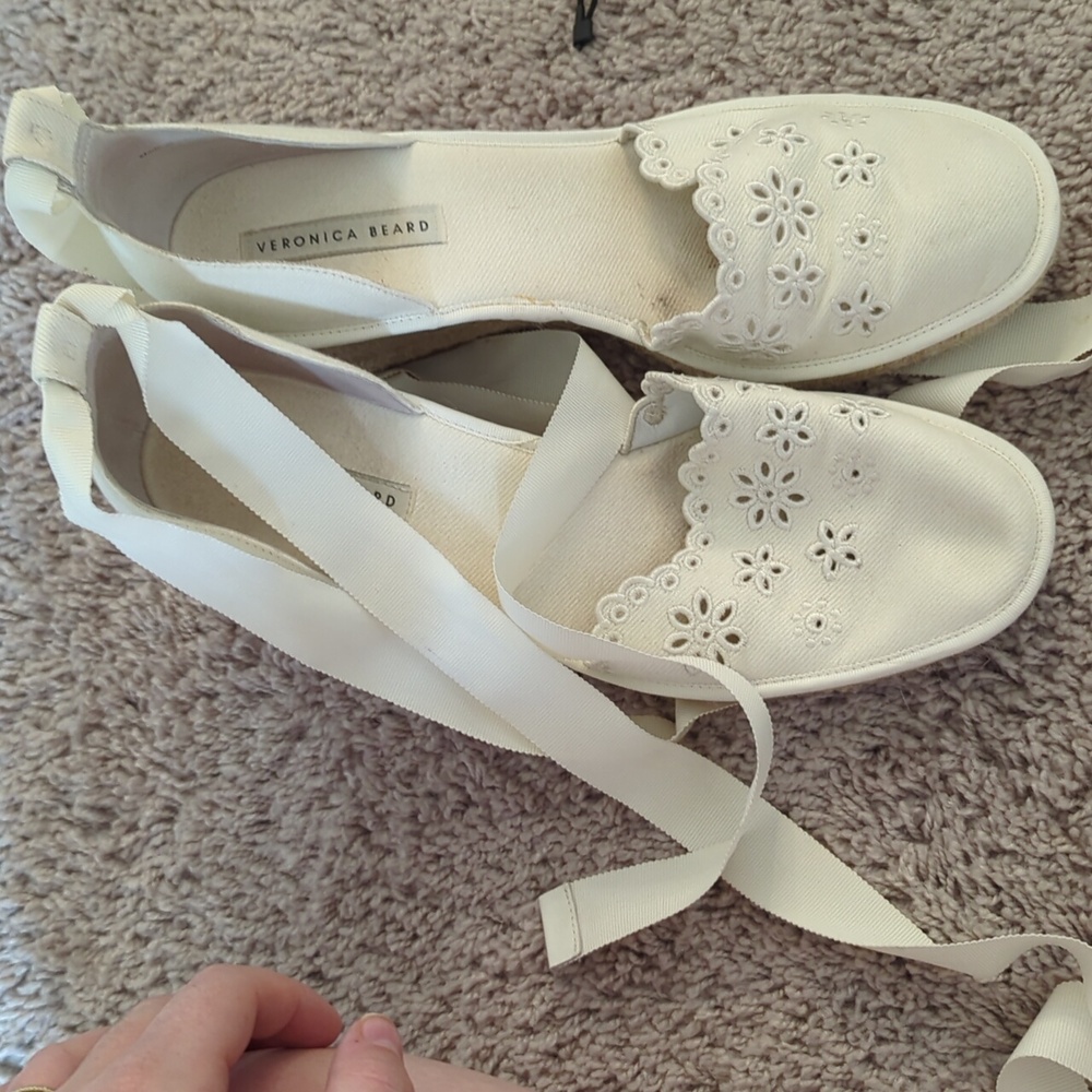 Veronica Beard Cream Espadrilles Size 10